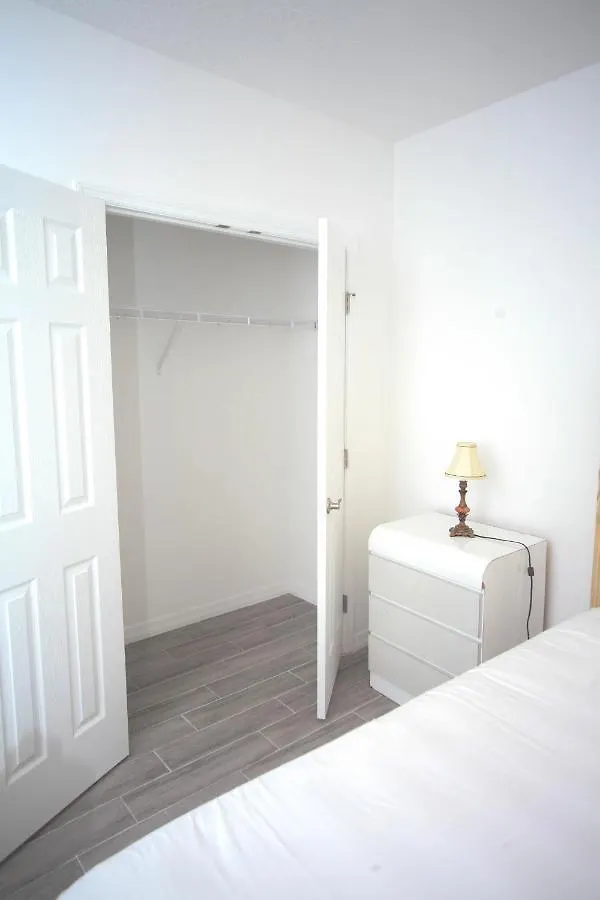 A Beautiful Queen Bedroom Orlando 0*,  United States